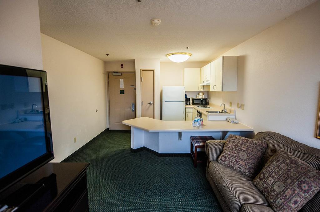 Greystone Inn & Suites Vance Buitenkant foto